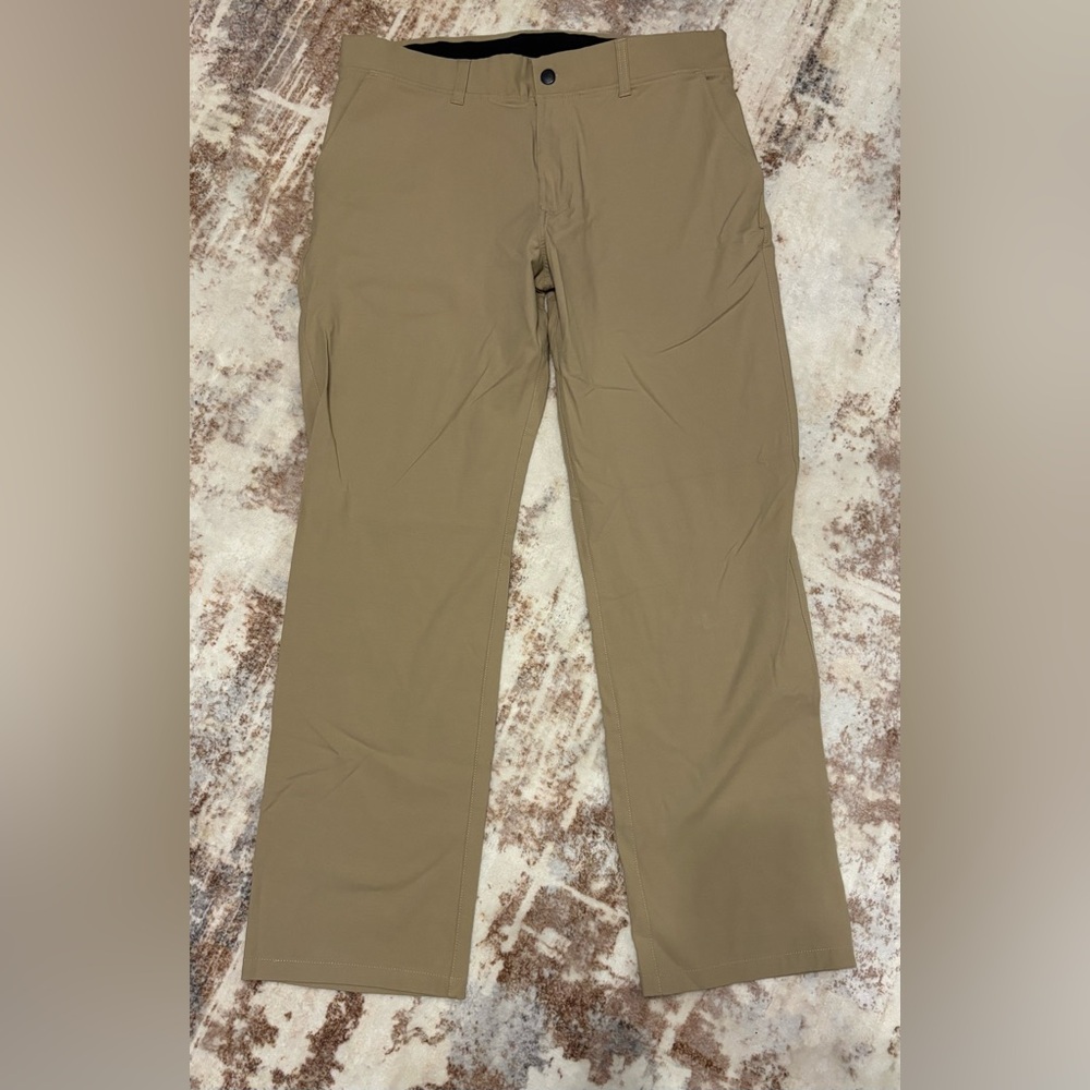 NWOT - Hylete Pants Mens 36x32 Tan Performance Stretch Pants